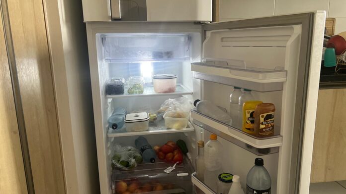 Como Limpar a Geladeira