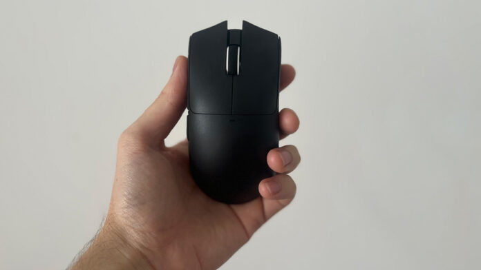 Mouse Attack Shark X11 na Minha Mão