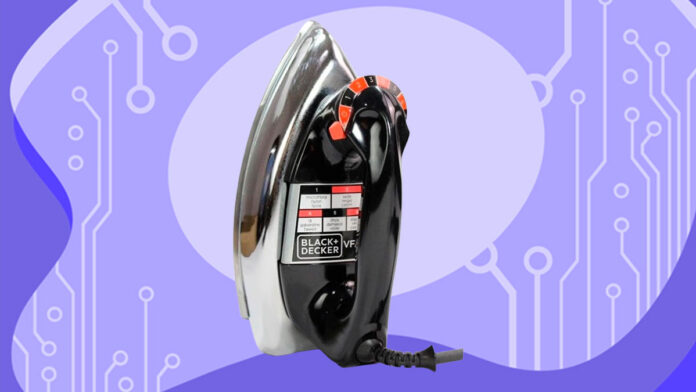 Ferro de passar roupa Black Decker VFA1110TM2